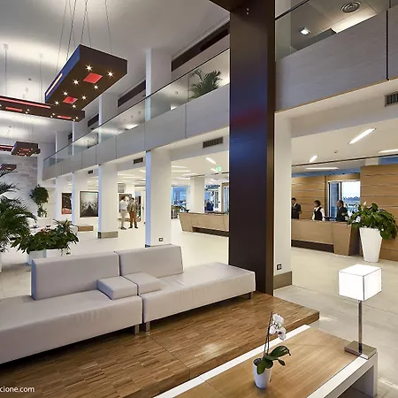 Hotel Eureka Palace 4*