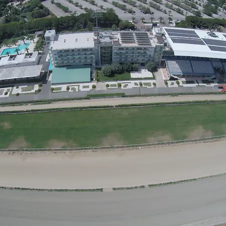 Eureka Palace Hotel 4*