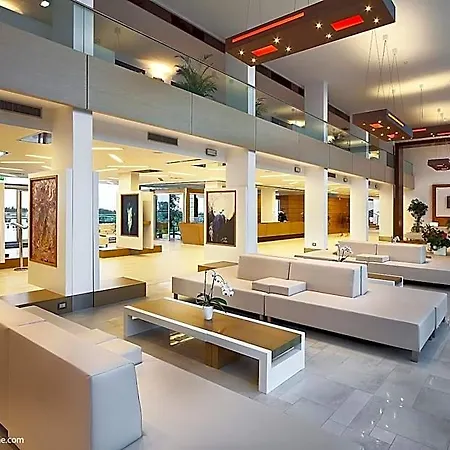 Otel Eureka Palace 4*