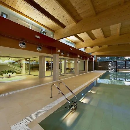 Eureka Palace 4*